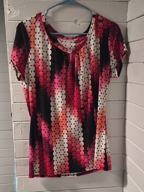Worthington Short Sleeve Scoop Neck Top in Pink, Black & White Dot Print